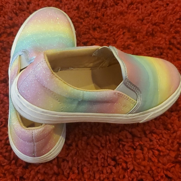 Shoes - Picture 3 of 3